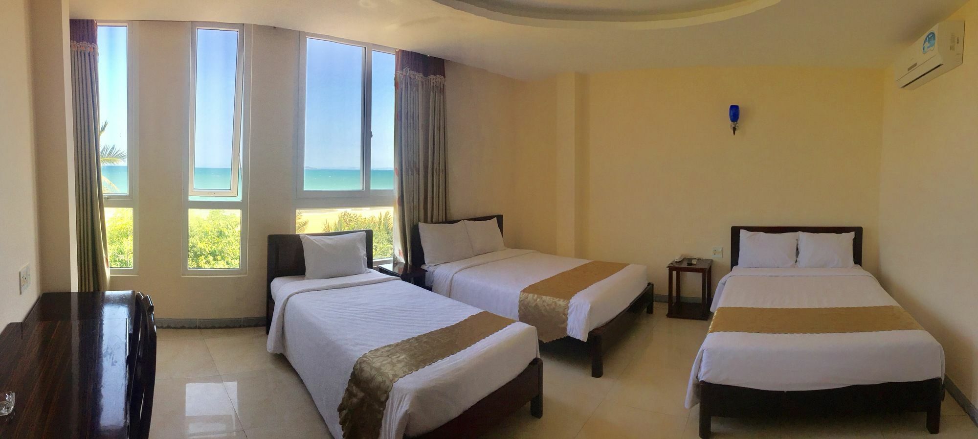Hong Phuc Hotel Quy Nhon Exterior photo